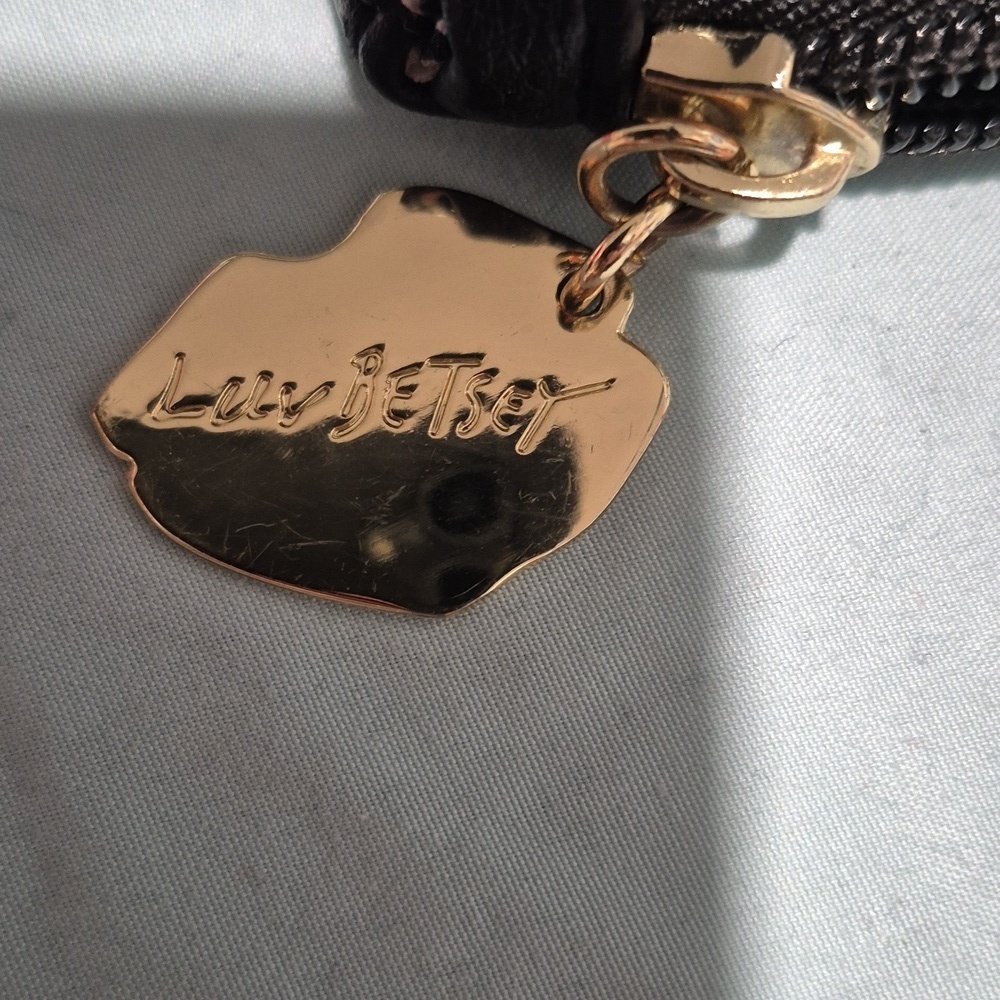 Betsey Johnson Black Cat Embossed Clutch - Picture 5 of 5